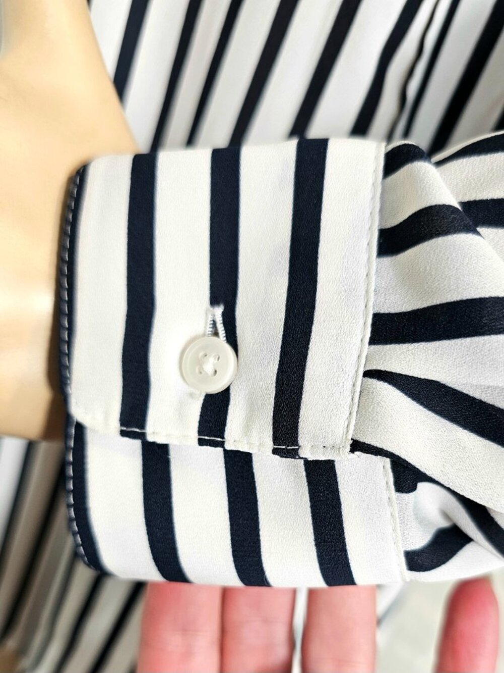 NWT Banana Republic Black White Stripe Boat Neck Blouse Size M Workwear Tunic - Picture 5 of 8